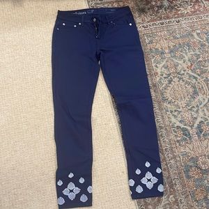 Vineyard Vines embroidered pants